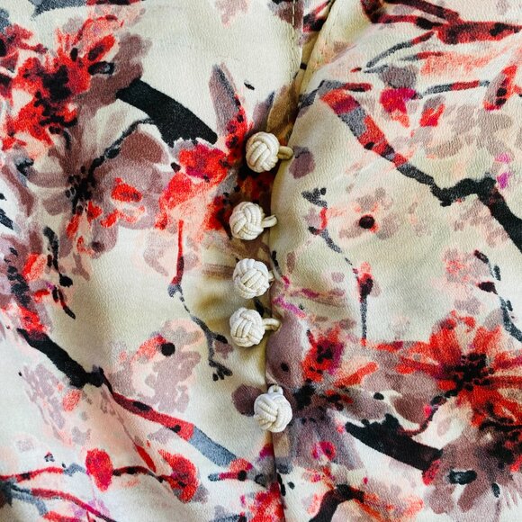 2/$18🌴 Guess Women's Cherry Blossom Cold Shoulder Blouse Size XS - Picture 3 of 10